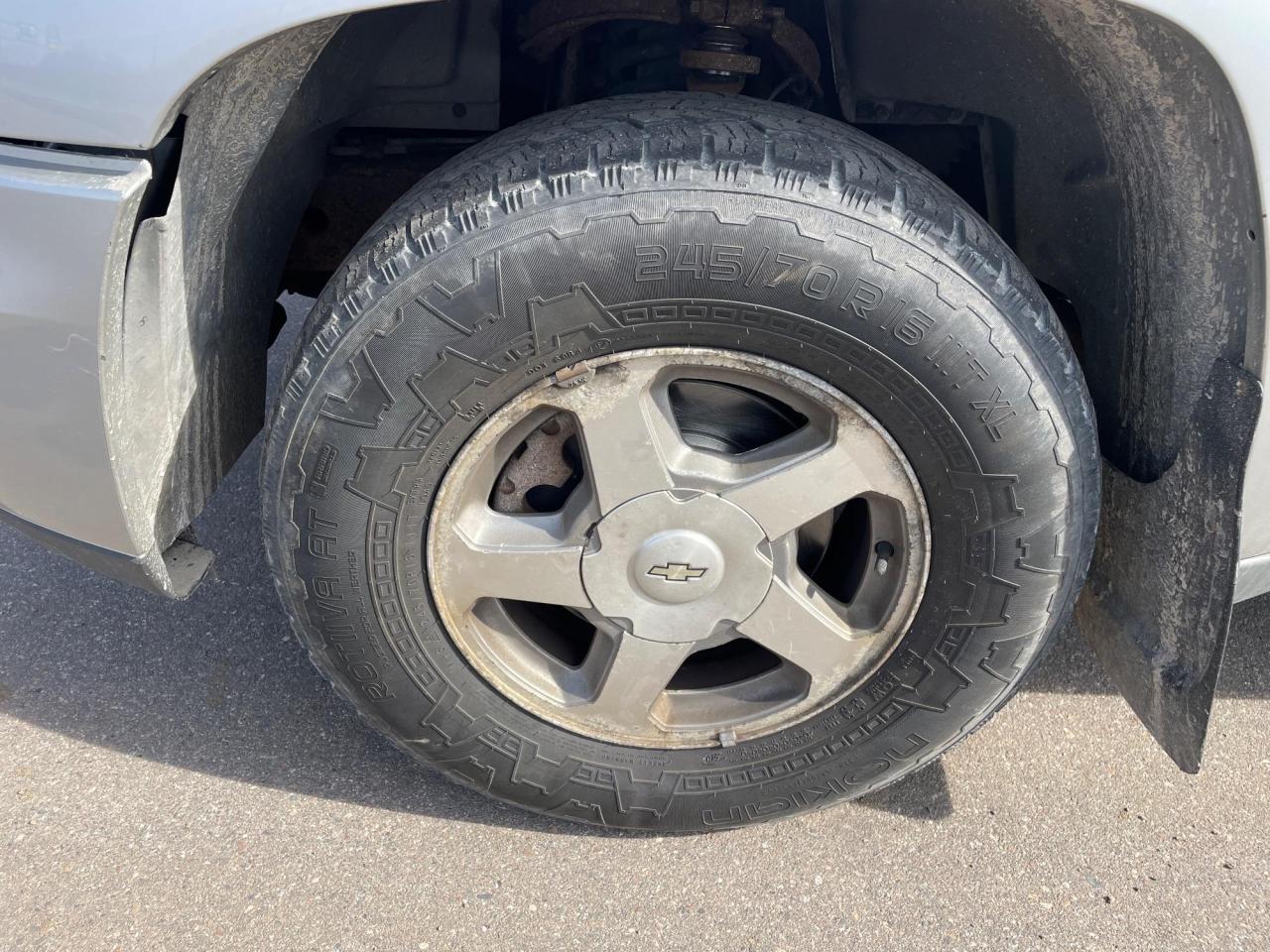 Used 2004 Chevrolet TrailBlazer LT VIN 1GNDT13S042293945