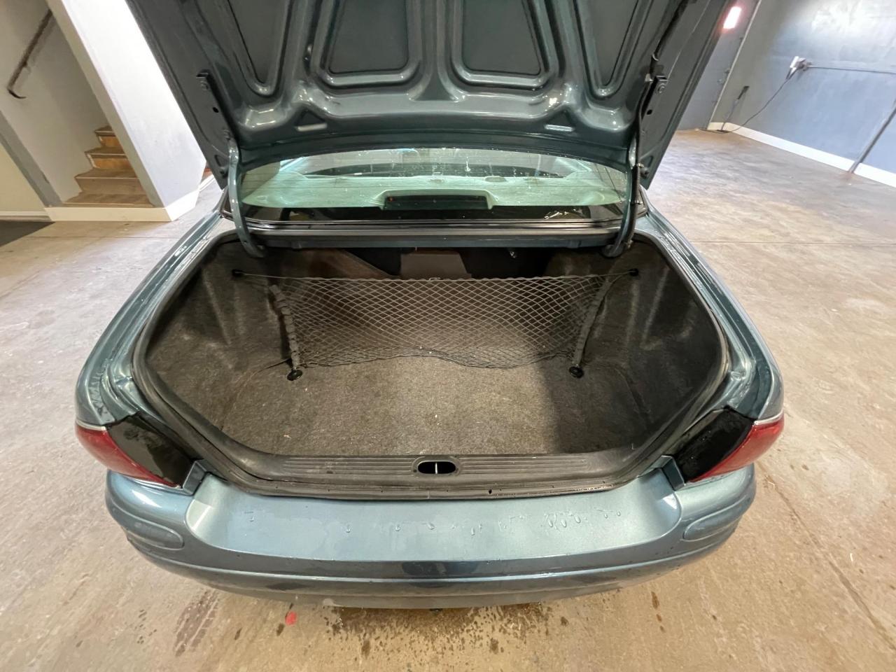 Used 2002 Buick LeSabre Limited VIN 1G4HR54KX2U205771