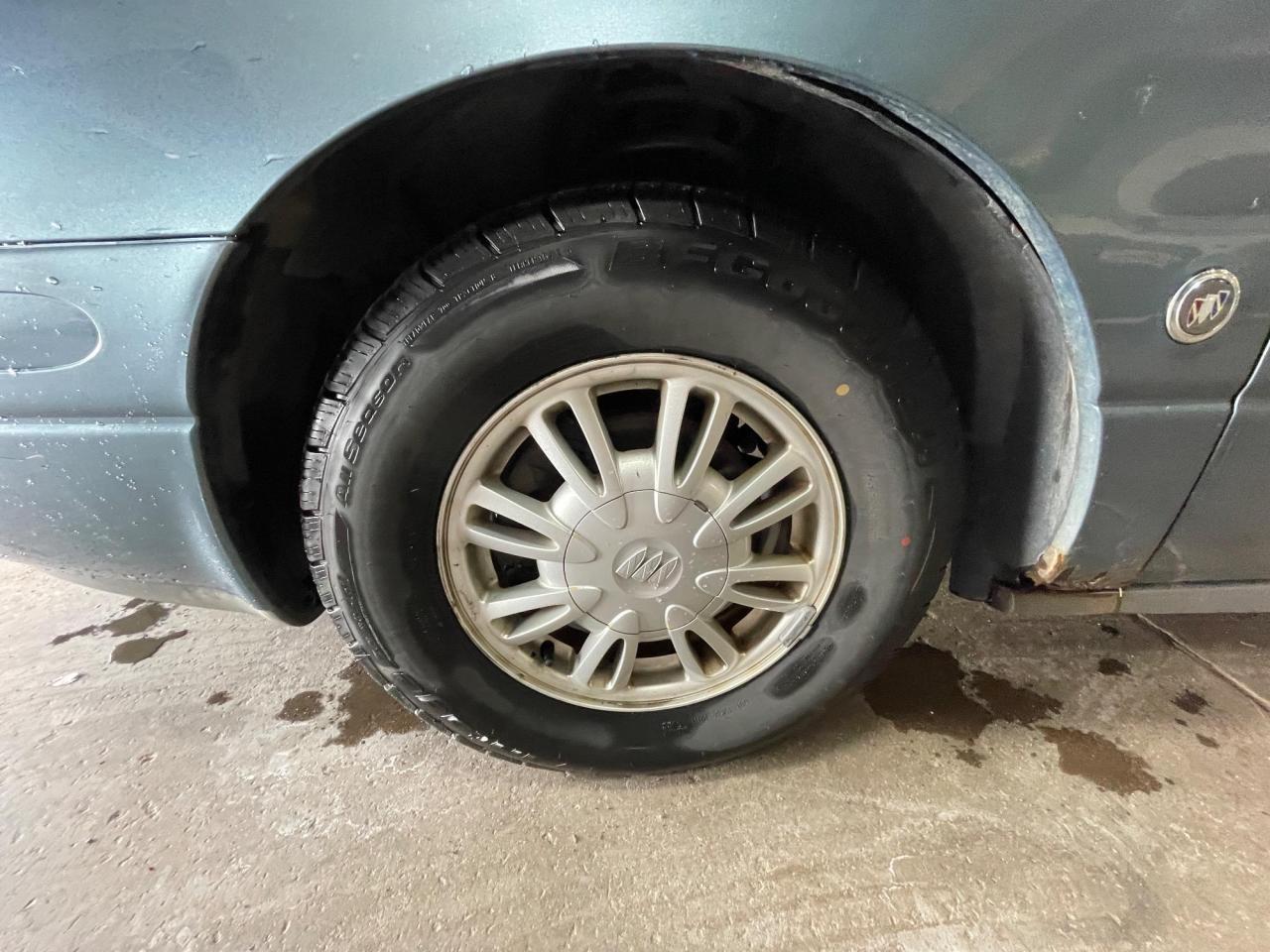 Used 2002 Buick LeSabre Limited VIN 1G4HR54KX2U205771