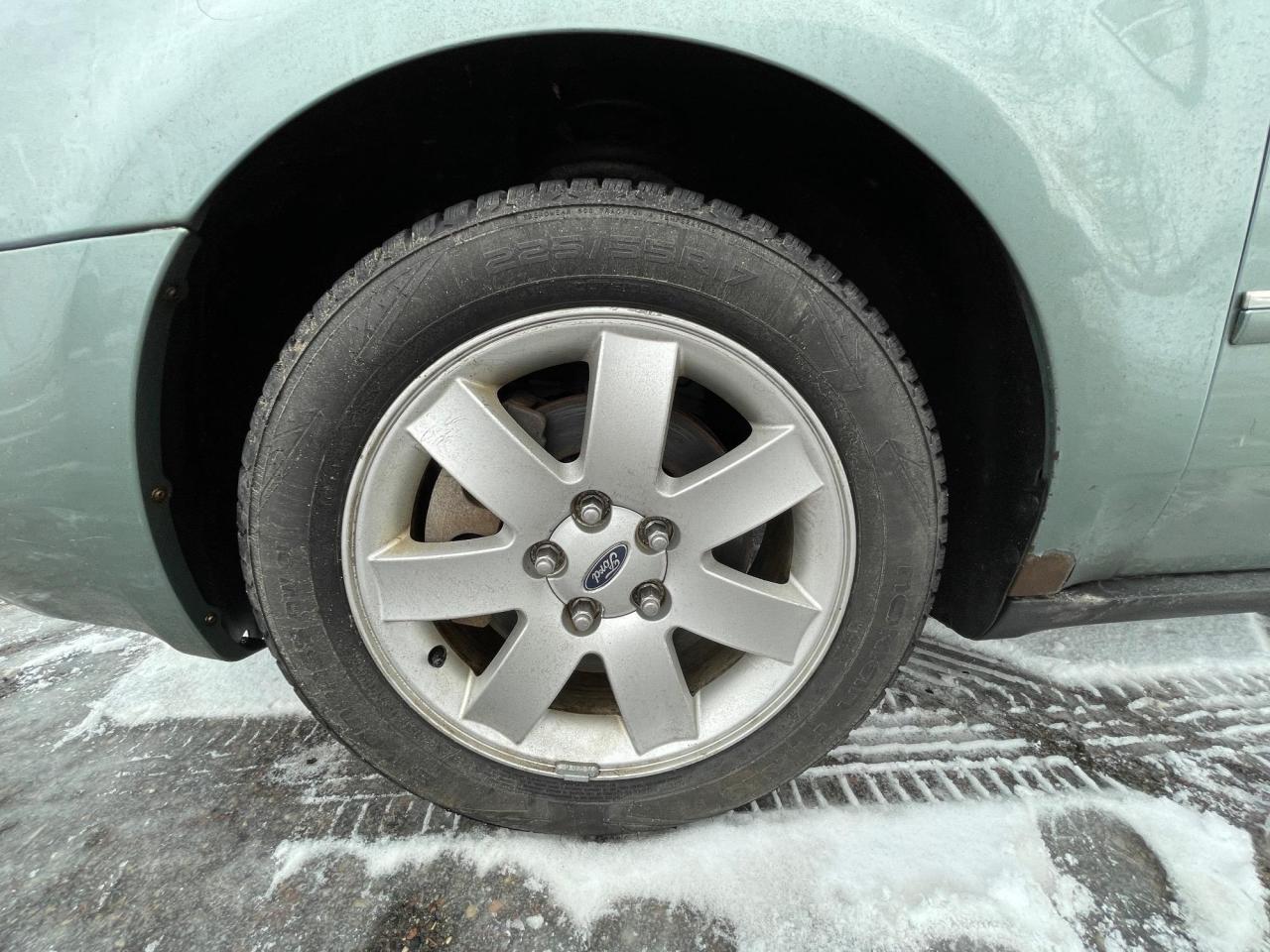 Used 2005 Ford Five Hundred SEL VIN 1FAFP241X5G155499