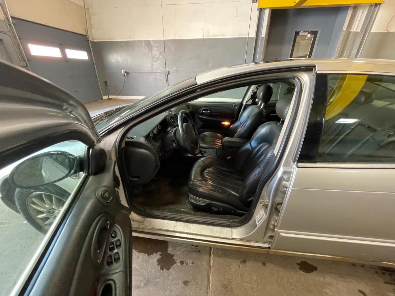 Used 2001 Chrysler 300M Base VIN 2C3HE66G41H626406