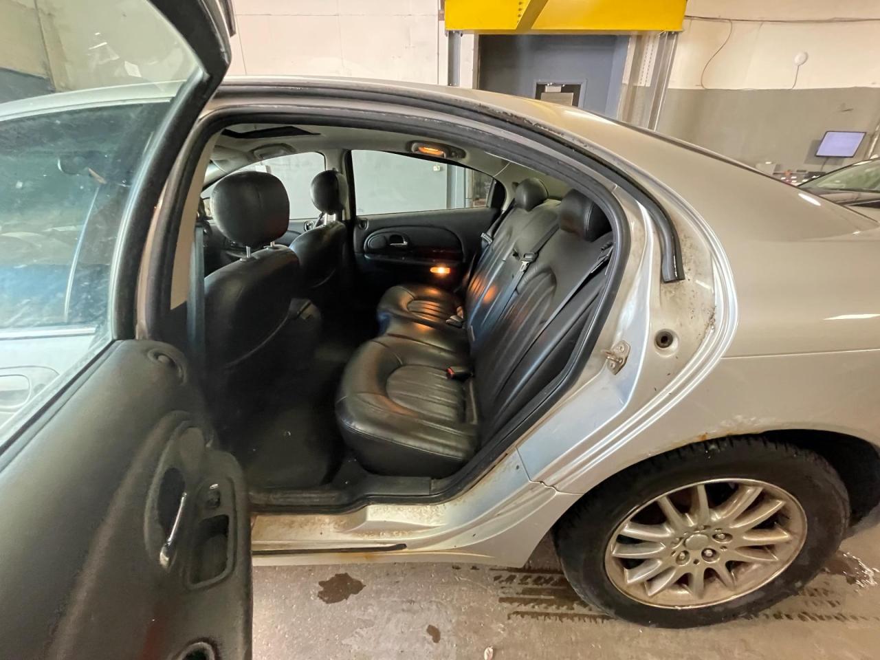 Used 2001 Chrysler 300M Base VIN 2C3HE66G41H626406