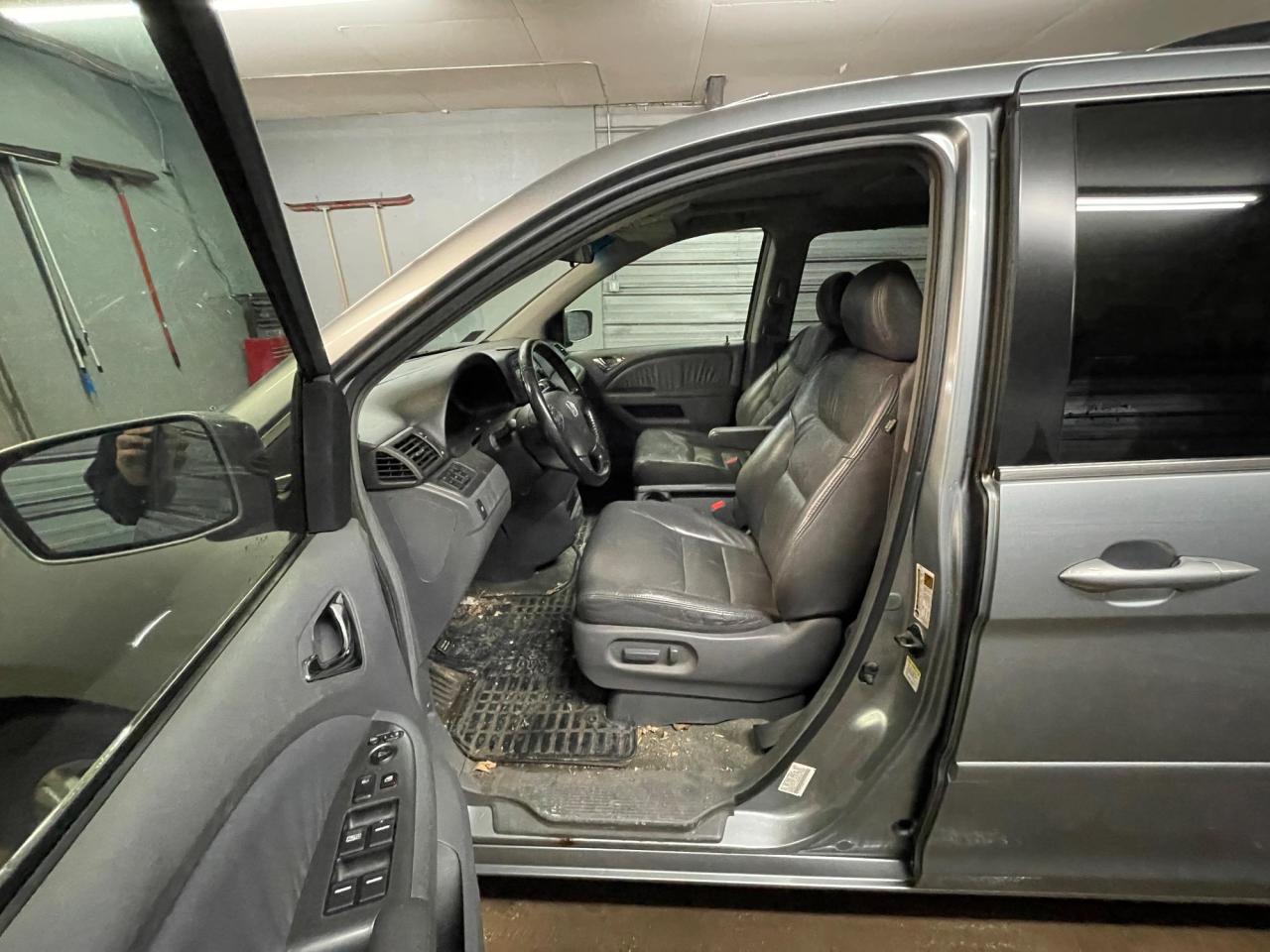 Used 2006 Honda Odyssey EX VIN 5FNRL38786B118874
