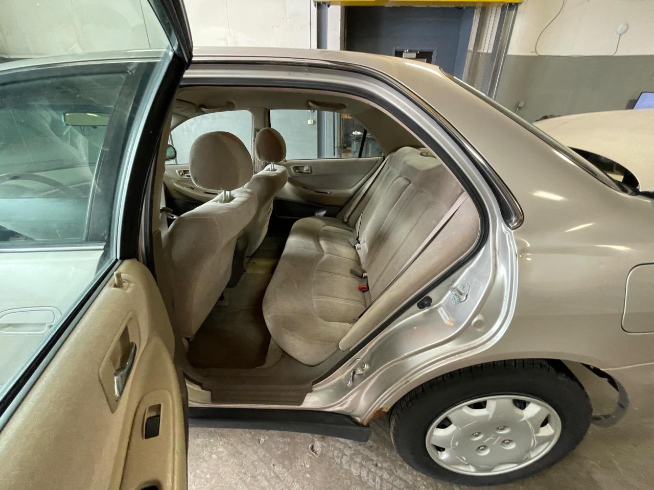 Used 1999 Honda Accord LX VIN 1HGCG5645XA068719