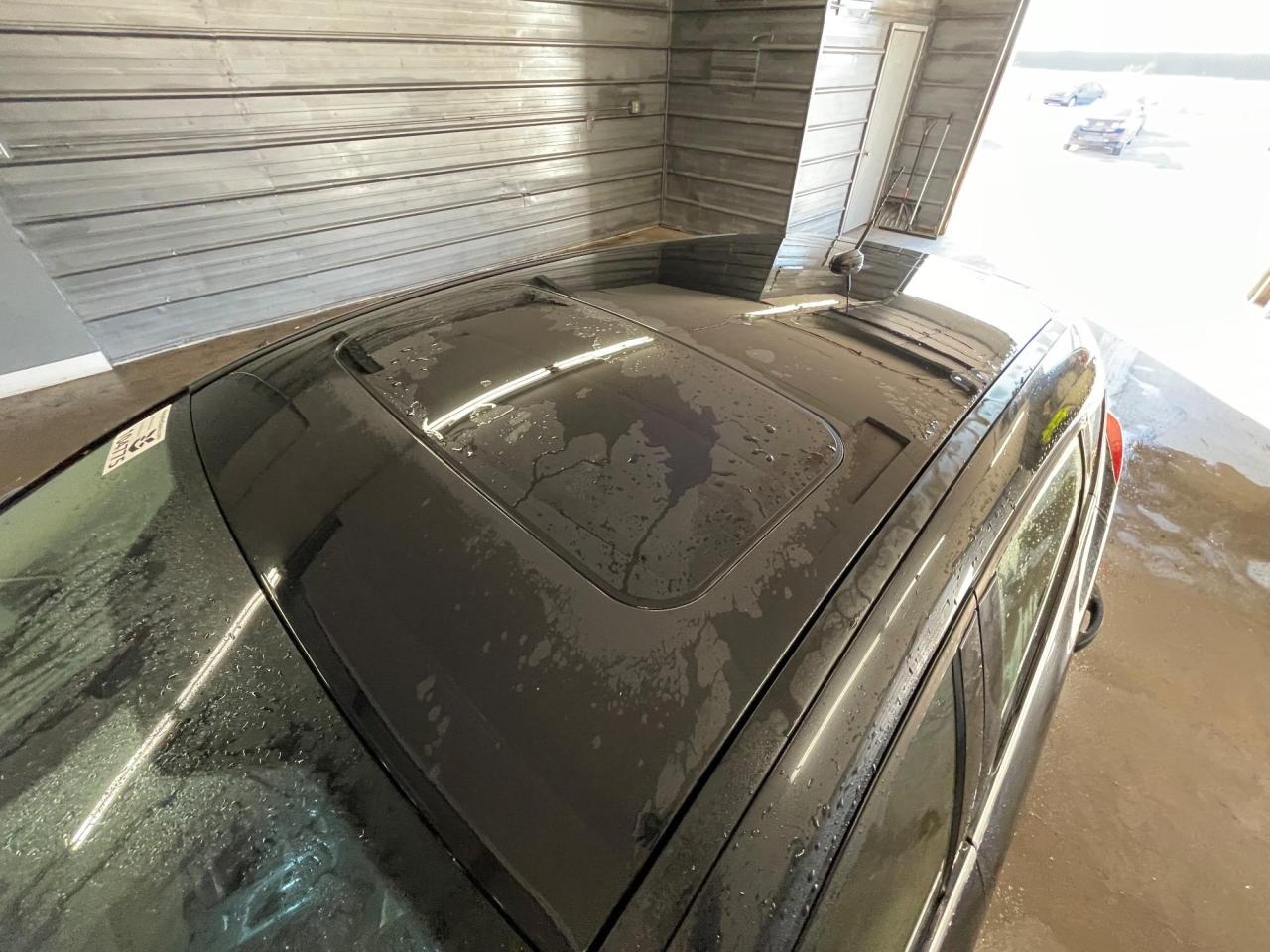 Used 2012 Ford Focus Titanium VIN 1FAHP3N24CL333918